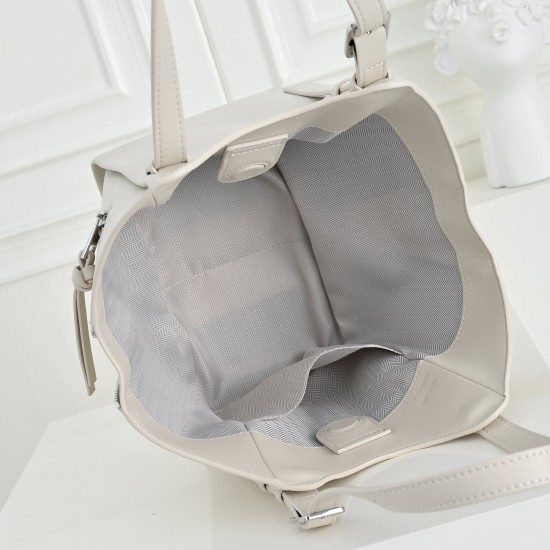 LOEWE bags