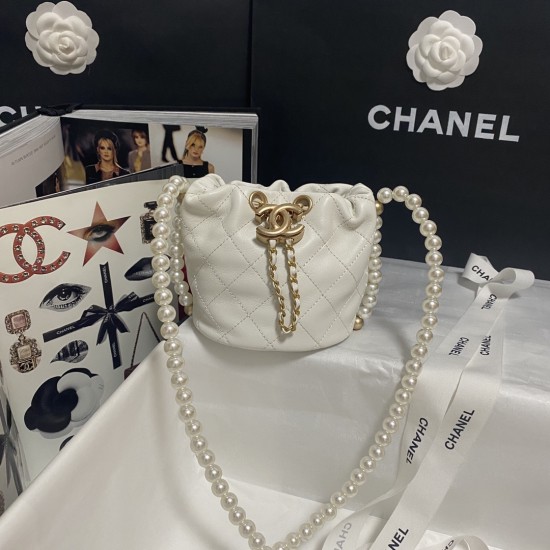 CHANEL BUCKET