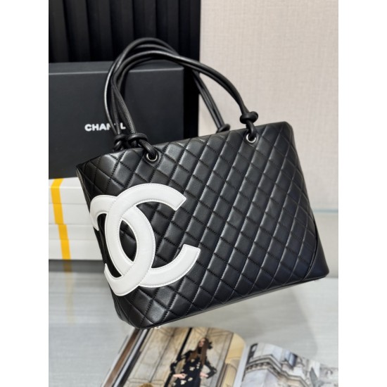 CHANEL TOTE SHOPPING BAG