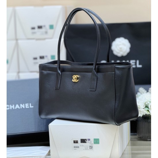 CHANEL TOTE SHOPPING BAG