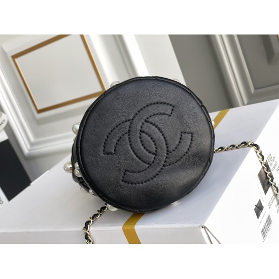 CHANEL BUCKET