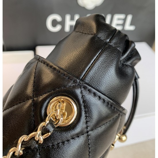 CHANEL BUCKET
