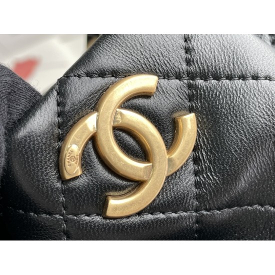 CHANEL BUCKET