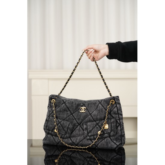 CHANEL HOBO