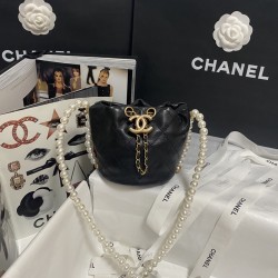 CHANEL BUCKET